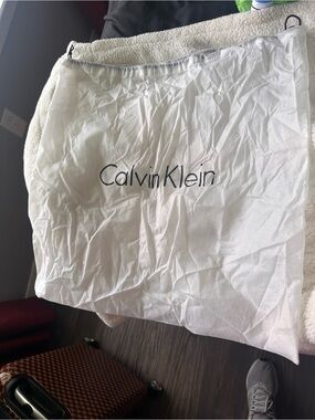 Calvin Klein White Drawstring Logo Dust Bag with Black Text